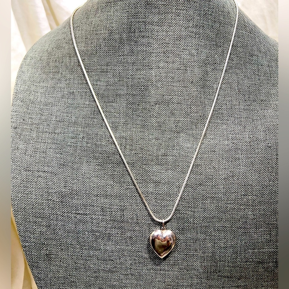 Sterling Silver 925 Puffer Heart Andy Chain length 24”Inches Long. Amazingly☑️